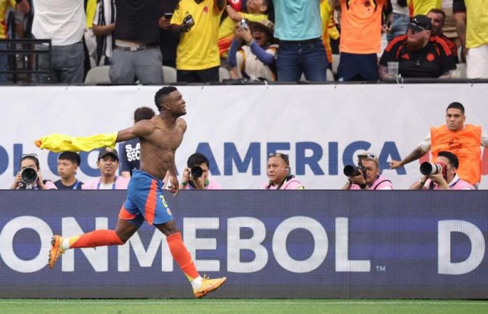 Jhon Córdoba says ‘present’: Goal and figure against Costa Rica