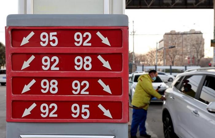 China to raise retail prices of gasoline and diesel