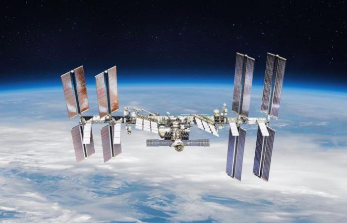NASA hires SpaceX to destroy the International Space Station