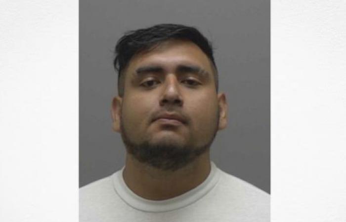 Latino arrested overnight inside Family Dollar in Burlington