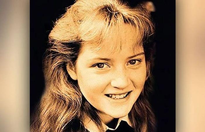 The photo puzzle: Who is this English teenager who is now a big movie star?