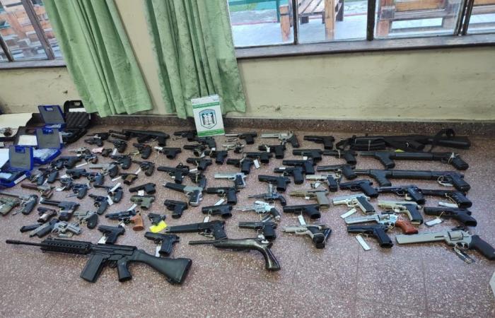 An organization dedicated to the illegal sale and purchase of firearms has been dismantled