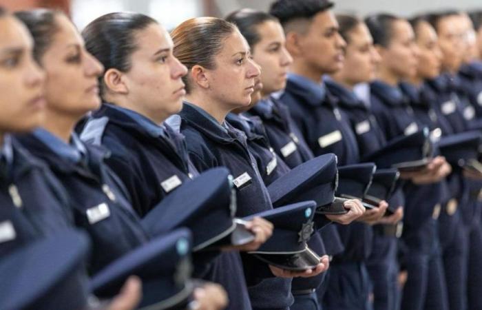 The province of Santa Fe opens a new call for the entry of 1,200 police officers: the requirements