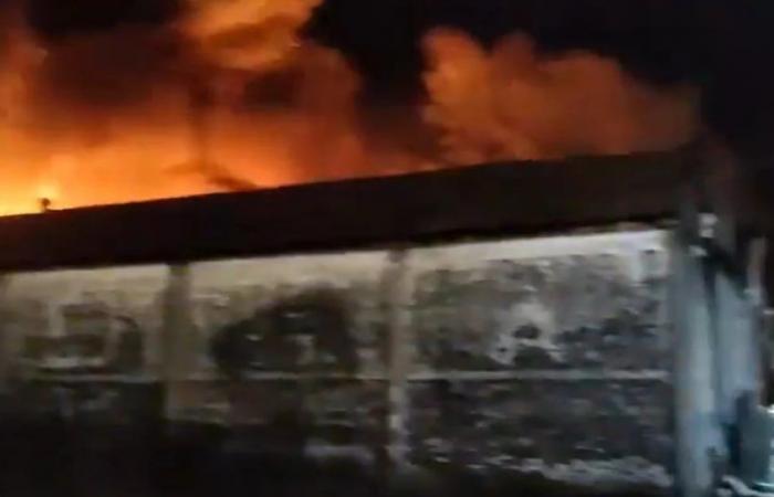 Ferocious fire in Chaco: 4 warehouses of the Argentine Post Office caught fire and medical supplies sent by the Nation were lost
