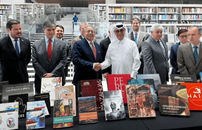 The Peruvian embassy in Qatar promotes Latin American literature with a donation of books to the National Library of Qatar