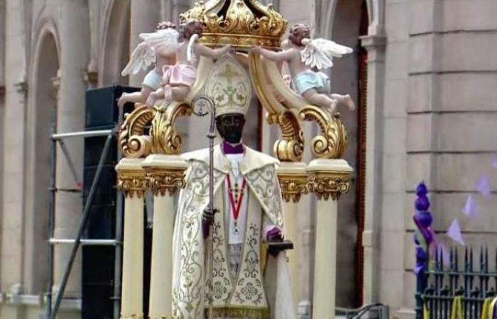 La Rioja: lowering of the image and beginning of the novena to San Nicolás