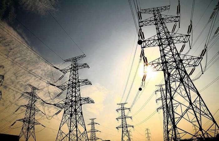 The Government reverses the increases in electricity and gas in July