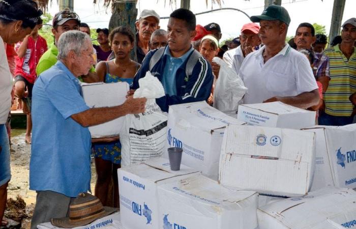 Those affected by the overflowing of the Cauca River receive humanitarian aid in San Benito