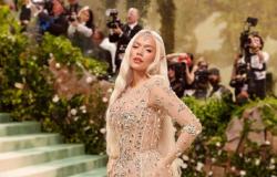 This was Karol G’s preparation to look like a forest elf at the Met Gala 2024