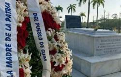The Homeland honors its Mother in Santa Ifigenia › Cuba › Granma