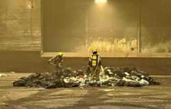 Dorset: Fire breaks out at Bridport recycling center
