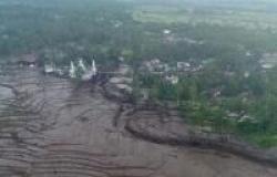 ‘God, have mercy!’: Survivors recount horror of Indonesia flood | Northwest & National News