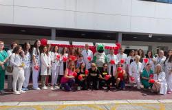 The Reina Sofía Hospital in Córdoba organizes an activity to honor hospitalized children