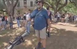 UT Austin Fires Professor Who Clashed with Cops During Pro-Hamas Protest | The Jewish Press – JewishPress.com | David Israel | 5 Iyyar 5784 – Monday, May 13, 2024