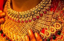 Gold price declines Rs 10 to Rs 73,250, silver down Rs 100 to Rs 86,400 | Commodities