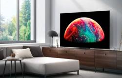A brutal discount for a top-level smart TV: this Samsung from the 2024 range with a huge 75-inch screen drops to half price – Movie news