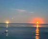The image of the sun and the moon on the horizon in Tierra del Fuego that sparked a controversy