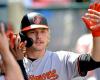 Henderson reaches 5 times to lead Orioles in win over Angels