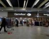 Carrefour ramps up price cuts to boost French sales