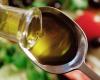 A Spoonful of Olive Oil a Day Could Lower Risk of Dementia-Related Death by 28% : ScienceAlert