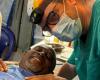 A Valencian doctor performs 50 hernia operations in Nigeria