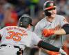 Orioles extend streak without being swept after marathon victory