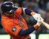 Astros ride four-run eighth to series-opening win over Tigers