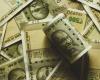 Rupee falls 1 paisa to close at 83.52 against US dollar