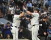 Mariners dominated Royals led by Kirby, Raley