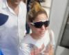 Shakira visibly affected after visiting her father in Colombia