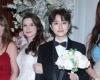 Mother-in-law appeared in a transparent dress and stole the show at the wedding of a famous actress in Taiwan