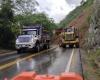 Impressive landslide has closed the Bolombolo road