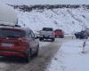 Almost 300 trucks stranded this Friday due to the snow storm in Neuquén: six groups attended in Siete Lagos