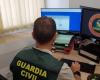 Two scammers arrested in Córdoba who posed as other people to contract telephone and internet lines
