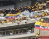 “Petro out!”, the flag and the choirs against President Petro in Colombia’s debut in the Copa América